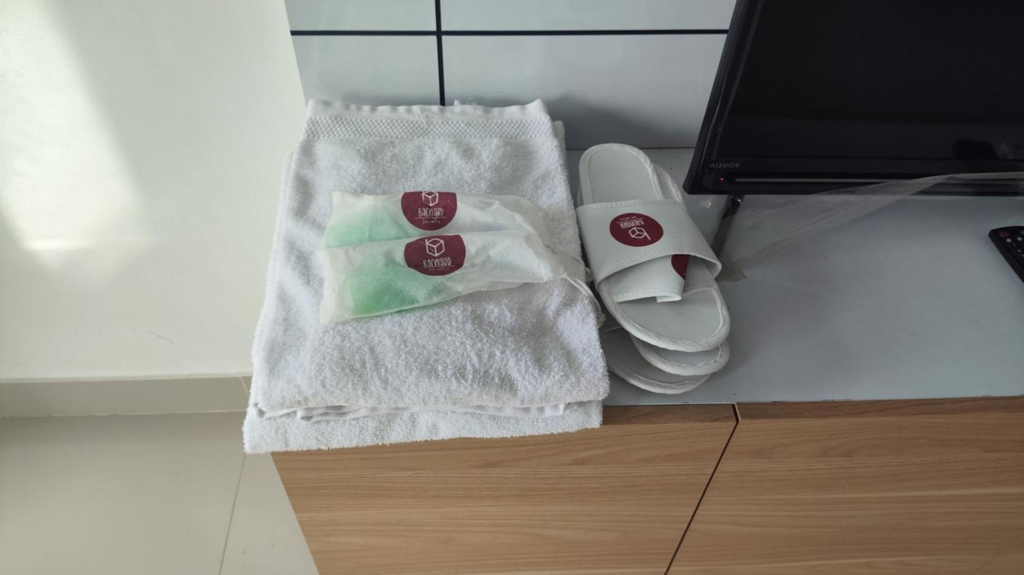 Backyard Guest House Banjar  外观 照片
